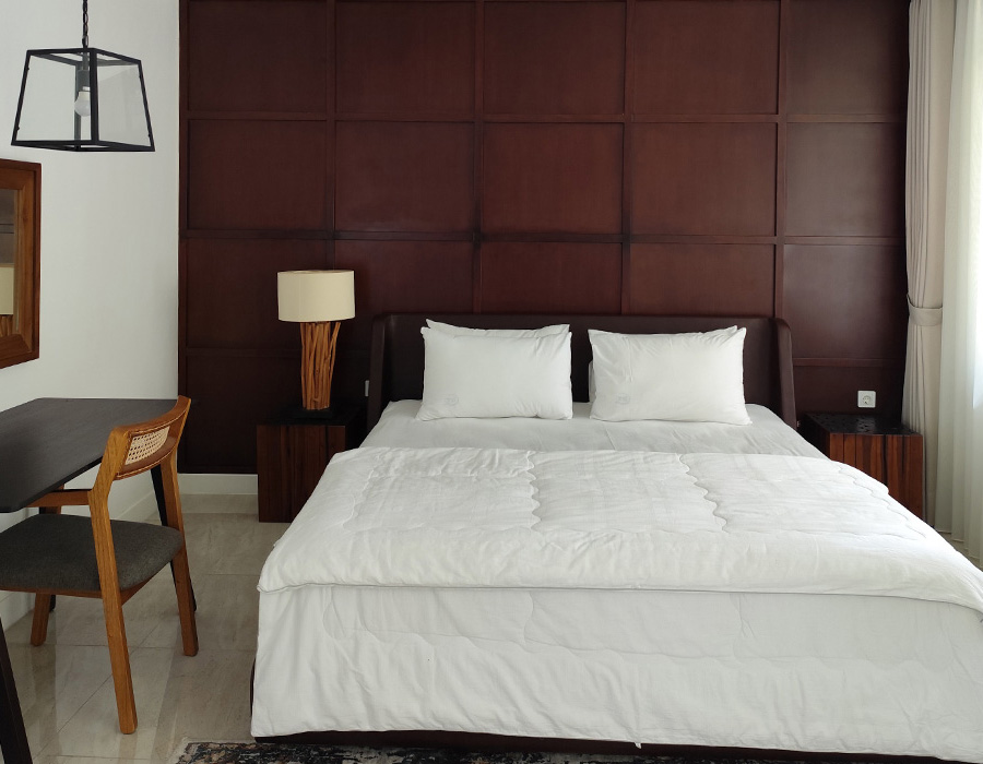 Panaran Queen Bed